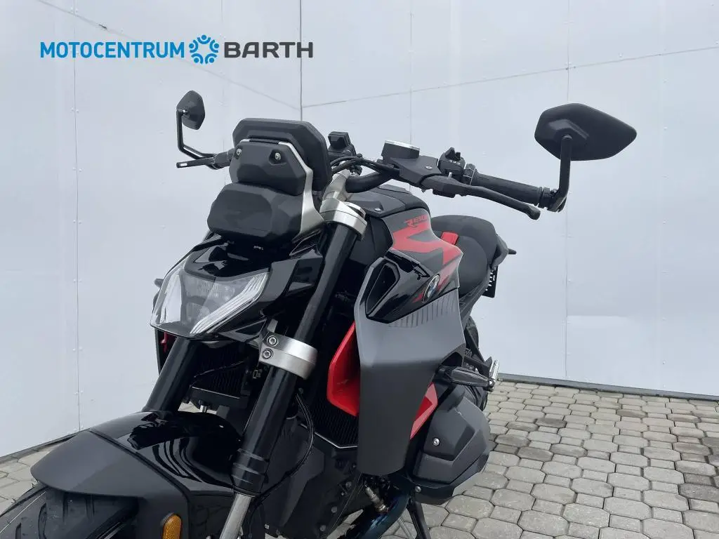 BMW Motorrad R 1300 R  / 107kW