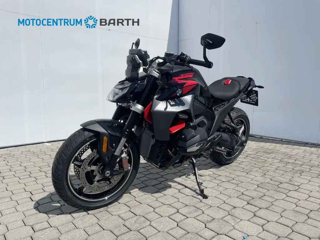 BMW Motorrad R 1300 R  / 107kW