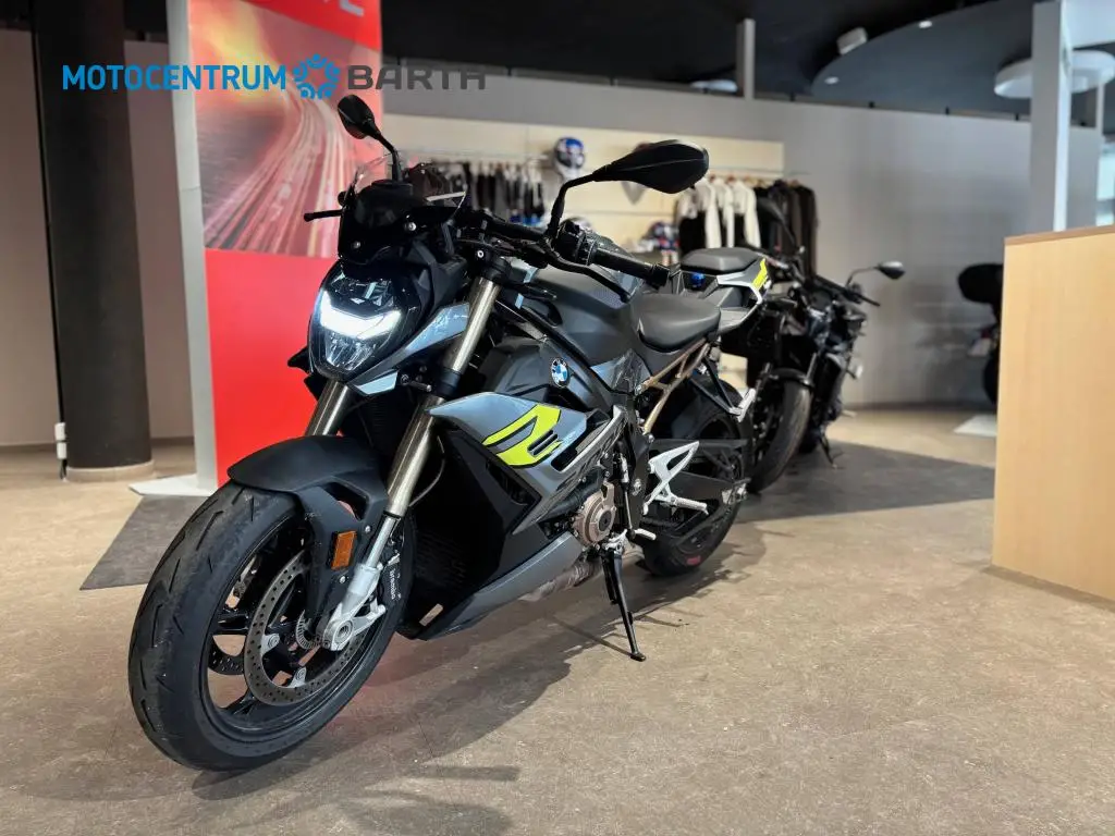 BMW Motorrad S 1000 R  / 121kW