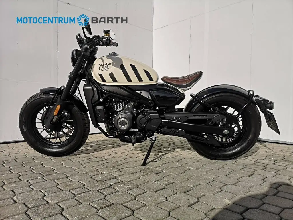 CFMOTO 450CL-C Bobber   / 32kW