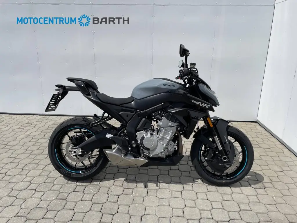 CFMOTO 675NK  / 66kW