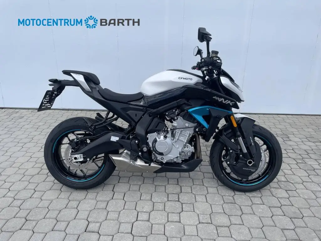 CFMOTO 675NK  / 66kW