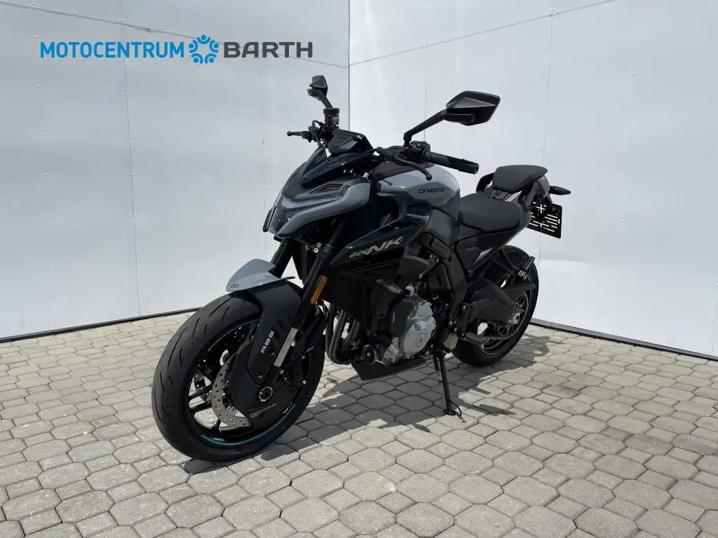 CFMOTO 675NK  / 66kW