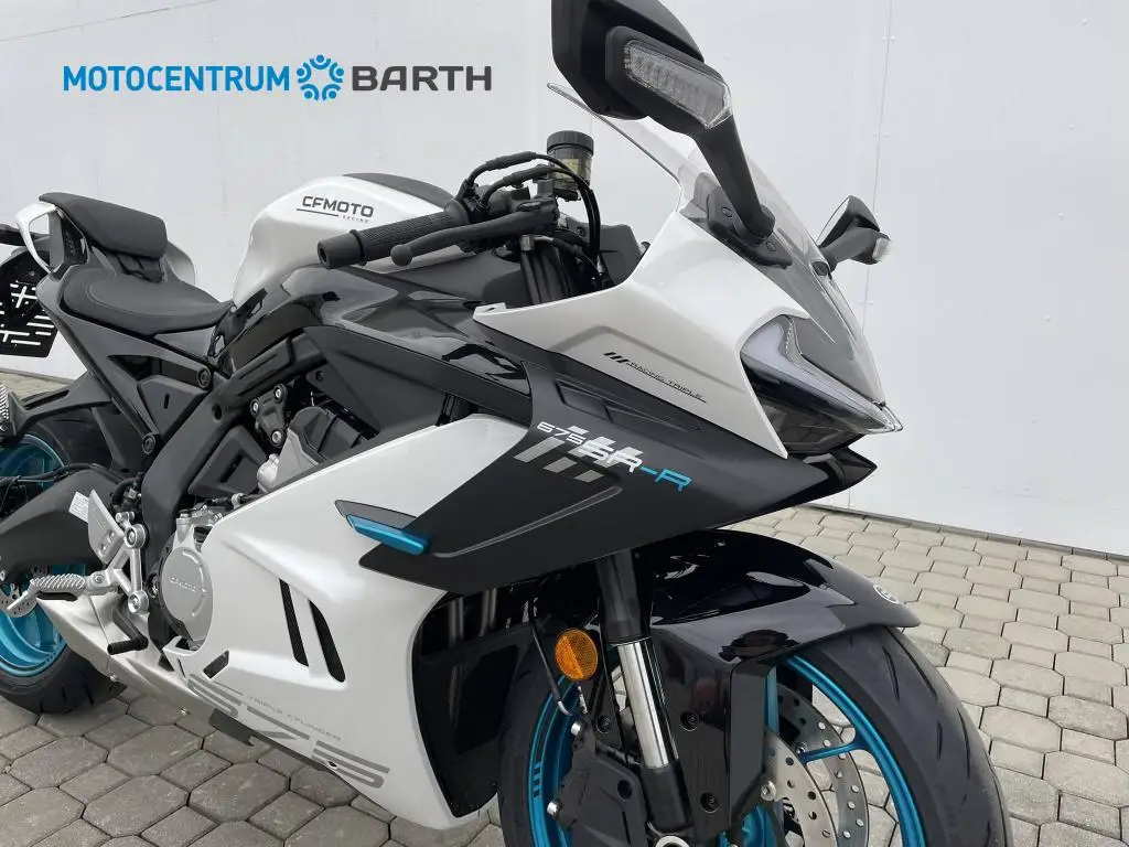 CFMOTO 675SR-R  / 66kW