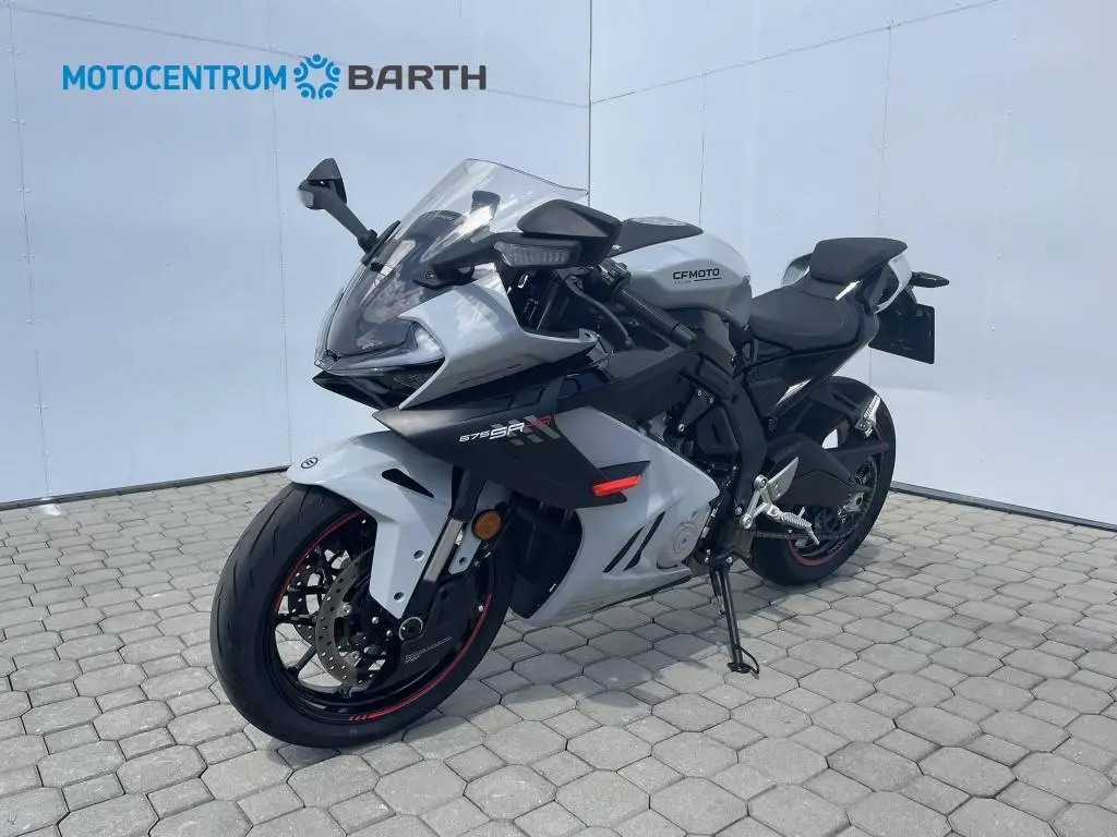 CFMOTO 675SR-R  / 66kW