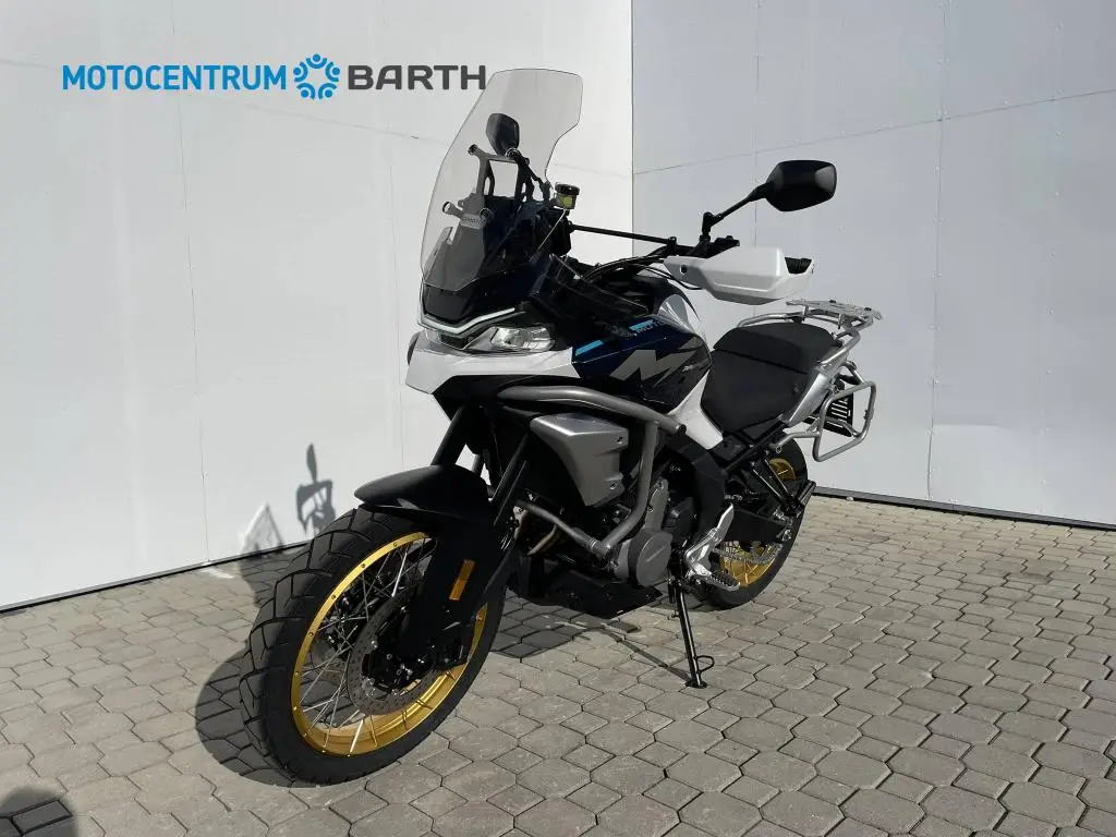 CFMOTO 700MT Adventure  / 50kW