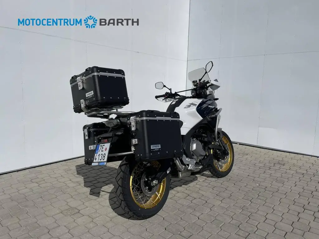 CFMOTO 700MT Adventure  / 50kW
