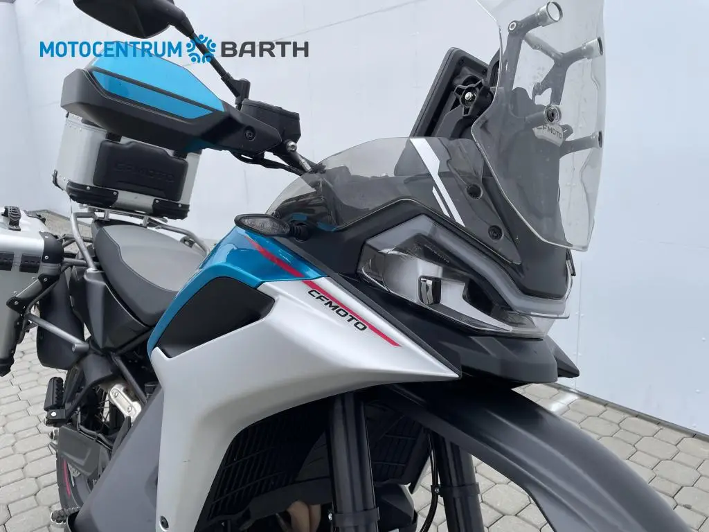 CFMOTO 800MT-X  / 67kW