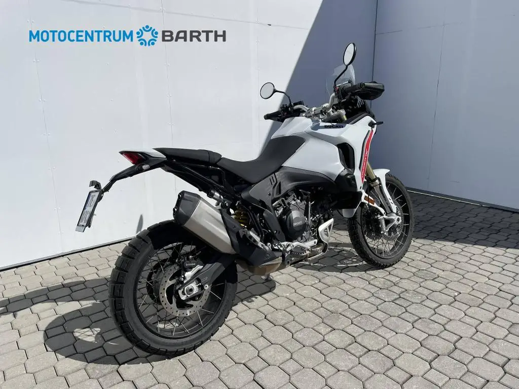 Ducati DesertX V2 EU5+