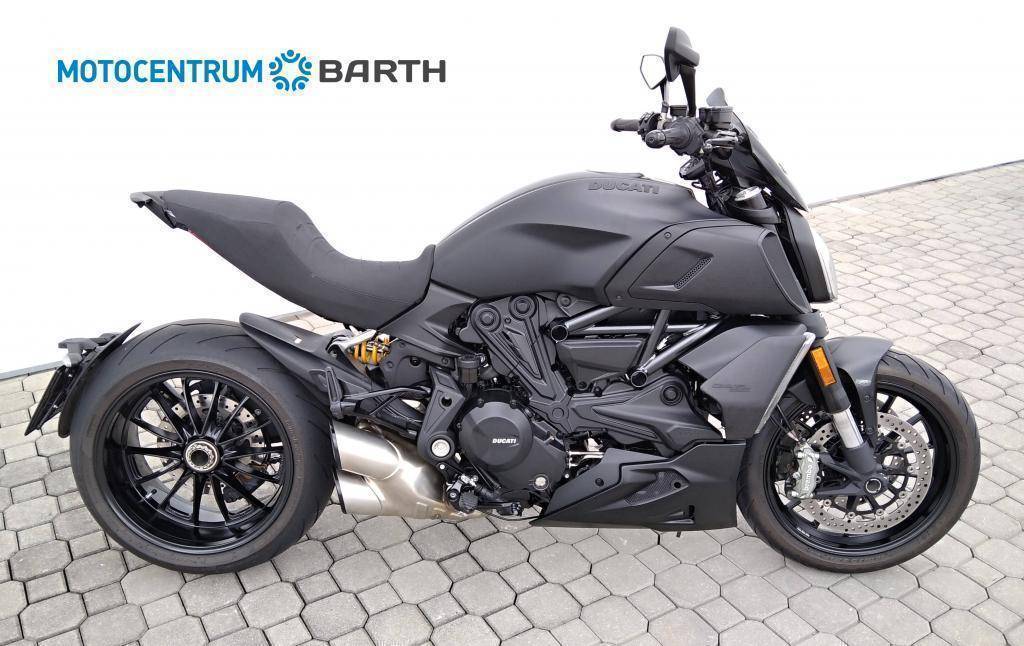 DUCATI Diavel 1260 S  / 117kW