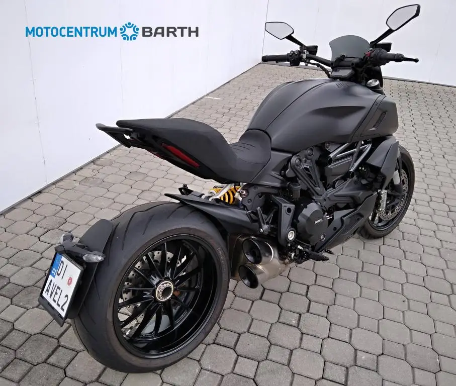 DUCATI Diavel 1260 S  / 117kW