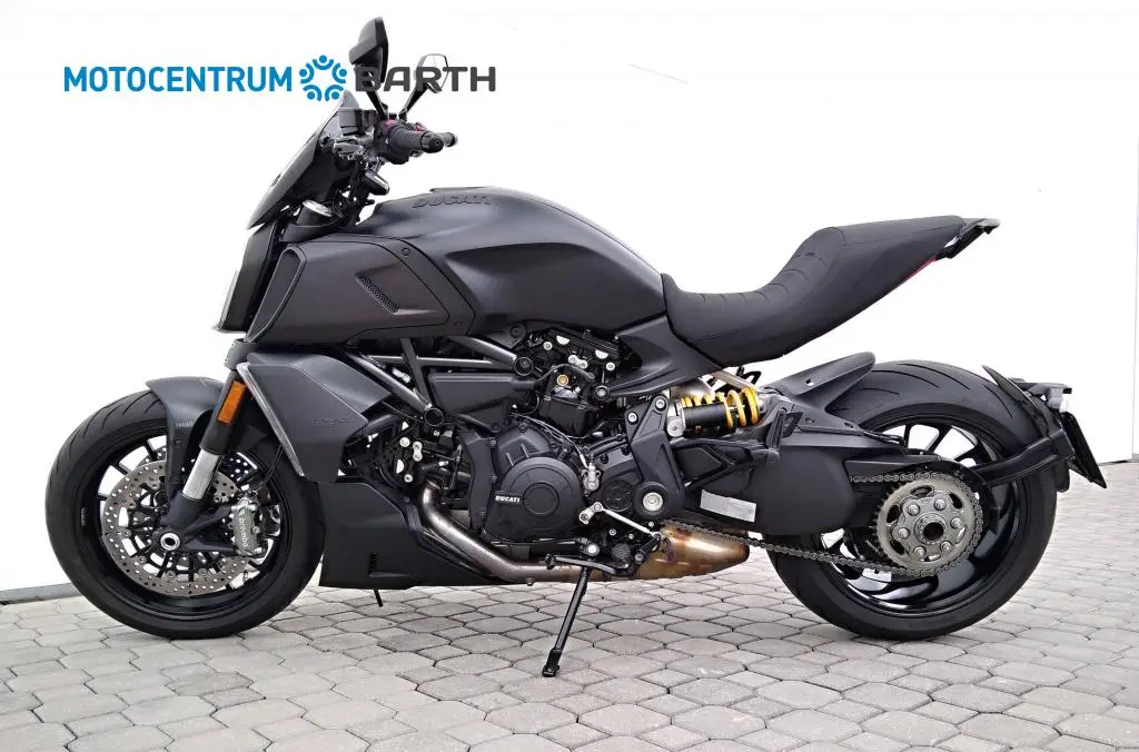 DUCATI Diavel 1260 S  / 117kW