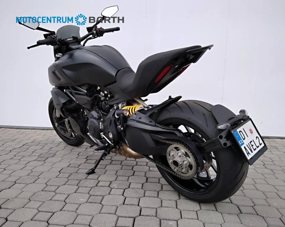 DUCATI Diavel 1260 S  / 117kW