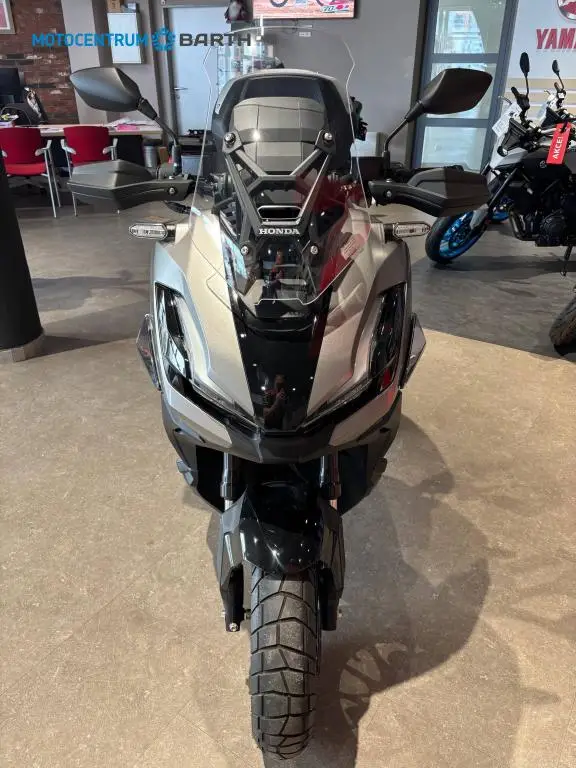 Honda MOTO ADV350A  / 22kW