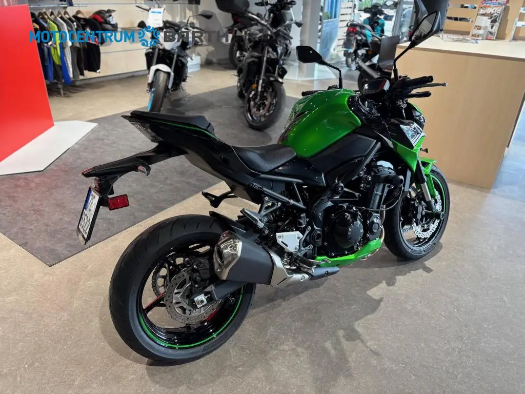 Kawasaki Z900  / 92kW