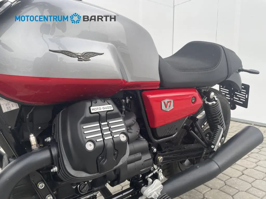 MOTO GUZZI V7 Stone Corsa EU5  / 48kW