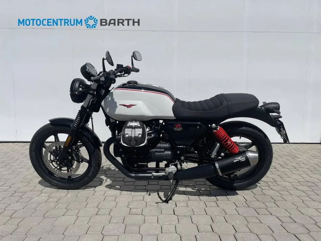 MOTO GUZZI V7 Stone TEN  / 49kW