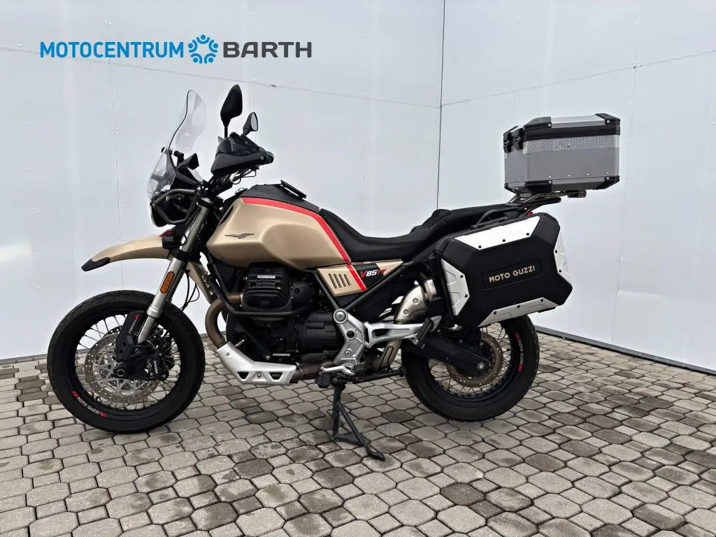 MOTO GUZZI V85 TT  / 59kW