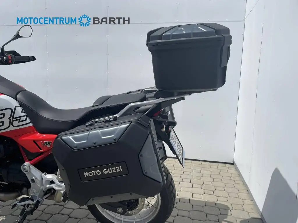 MOTO GUZZI V85 TT E5+  / 56kW