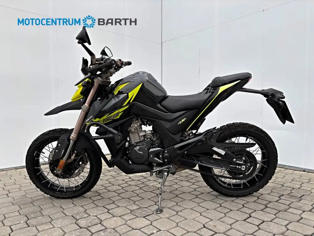 Ostatní Zontes 125 Hyper Trail   / 11kW