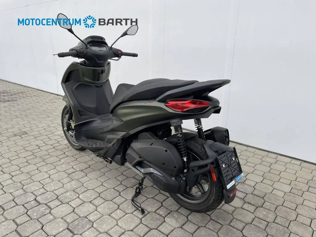 PIAGGIO Beverly 300 S E5  / 19kW