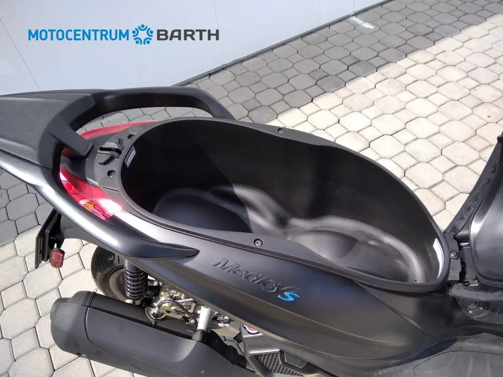 PIAGGIO Medley 125 S ABS EU5+  / 11kW