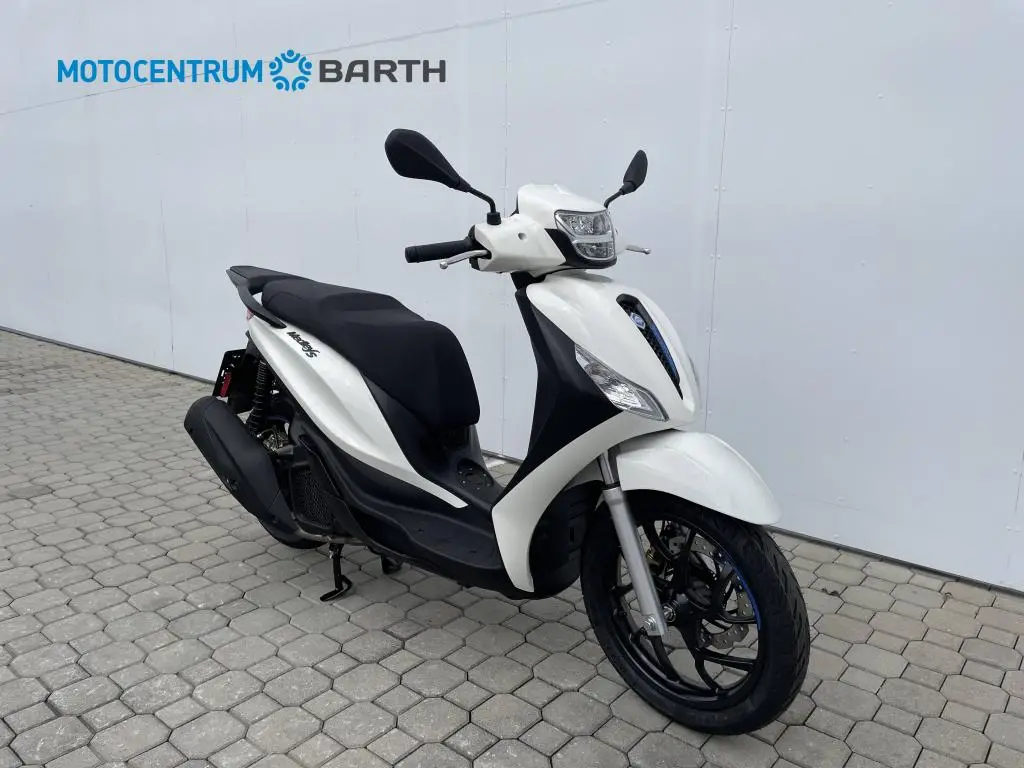 PIAGGIO Medley 125 S ABS EU5+  / 11kW
