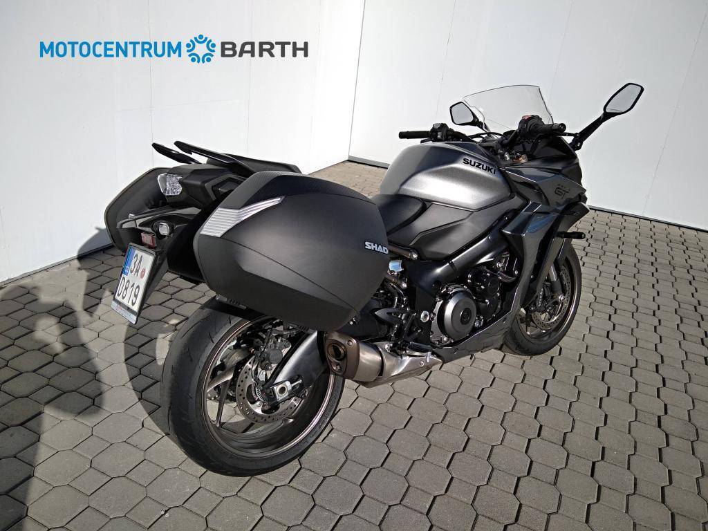 Suzuki GSX-S1000GT  / 112kW