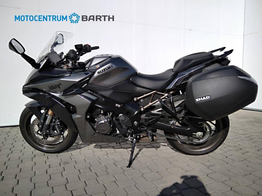 Suzuki GSX-S1000GT  / 112kW