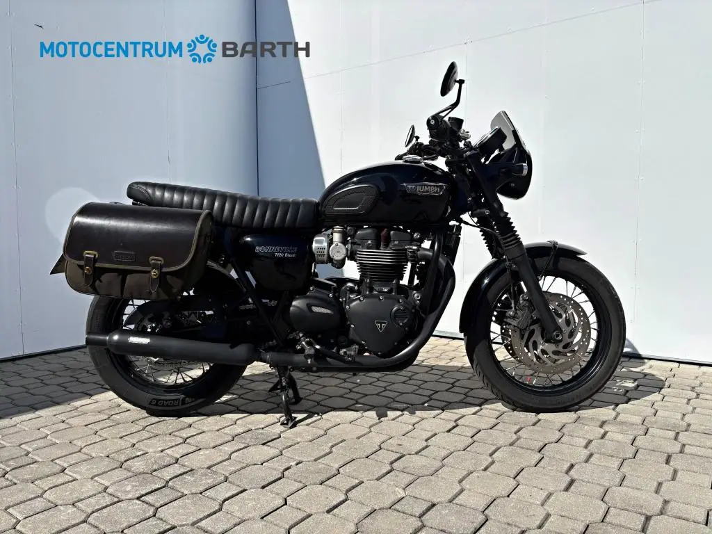 Triumph Bonneville T120  / 59kW