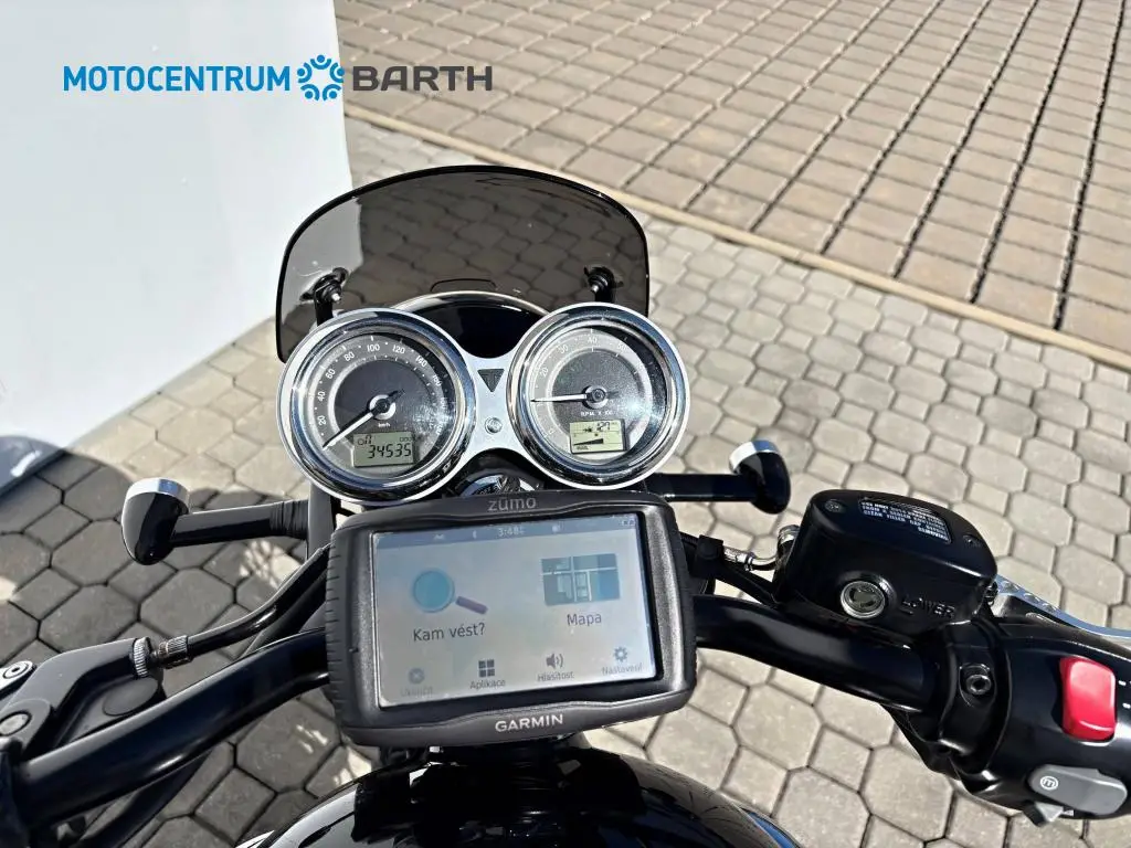 Triumph Bonneville T120  / 59kW
