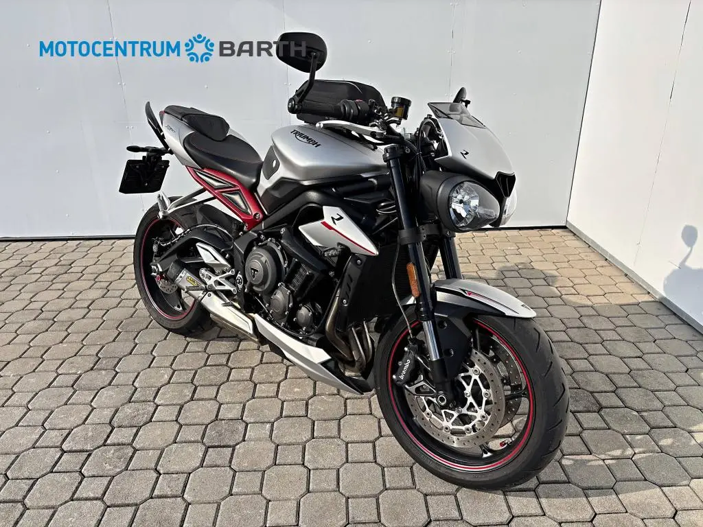 Triumph Street Triple R  / 87kW