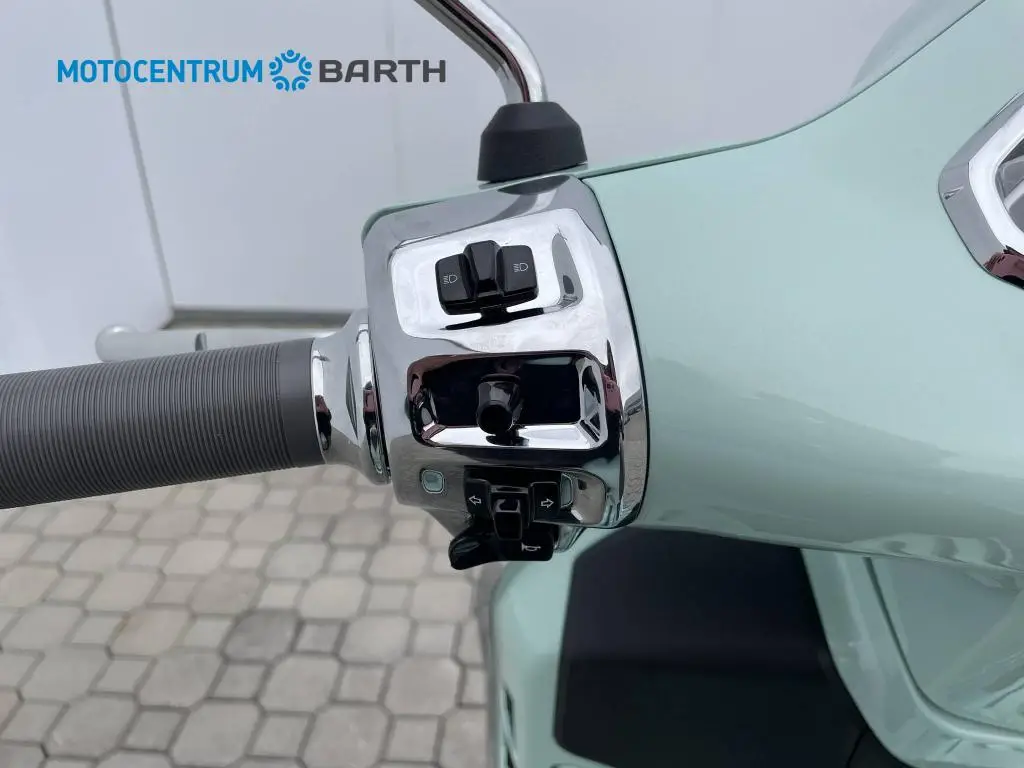 Vespa GTS 125 EU5+  / 10kW
