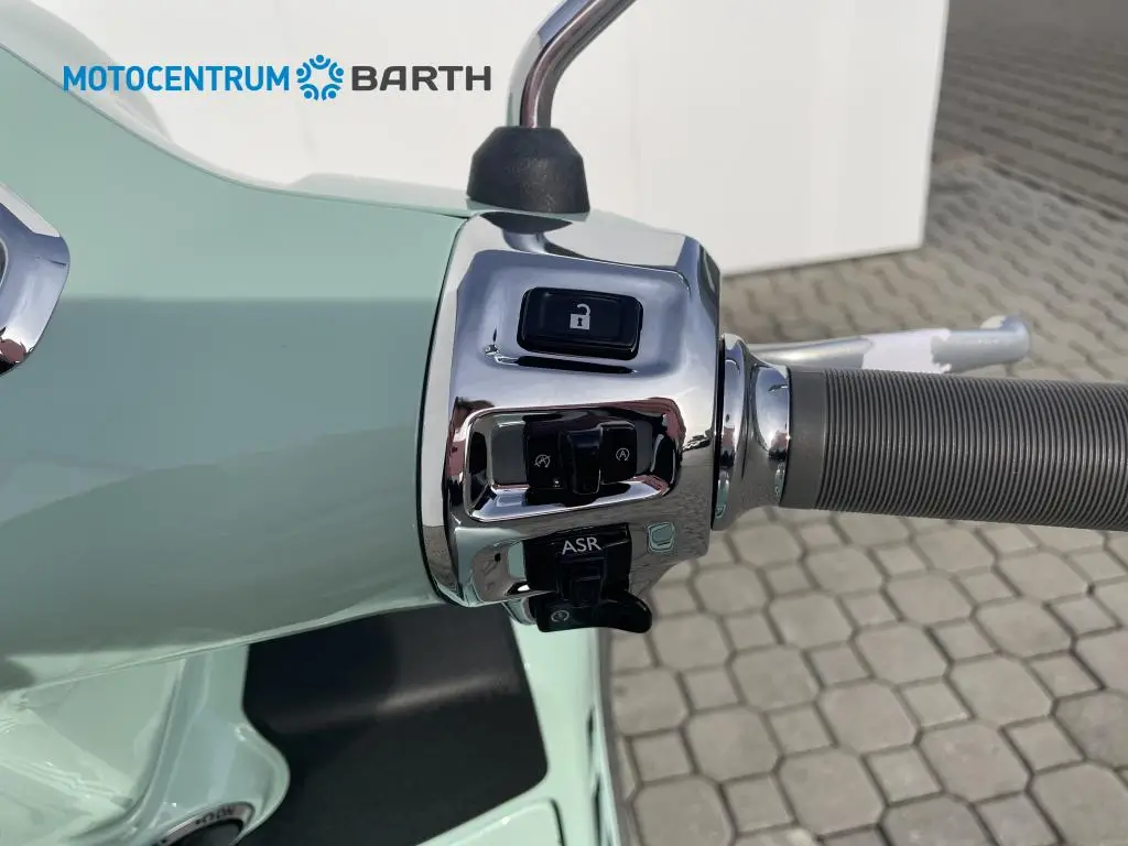 Vespa GTS 125 EU5+  / 10kW