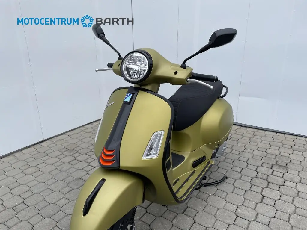Vespa GTS 125 Super Sport EU5+  / 10kW