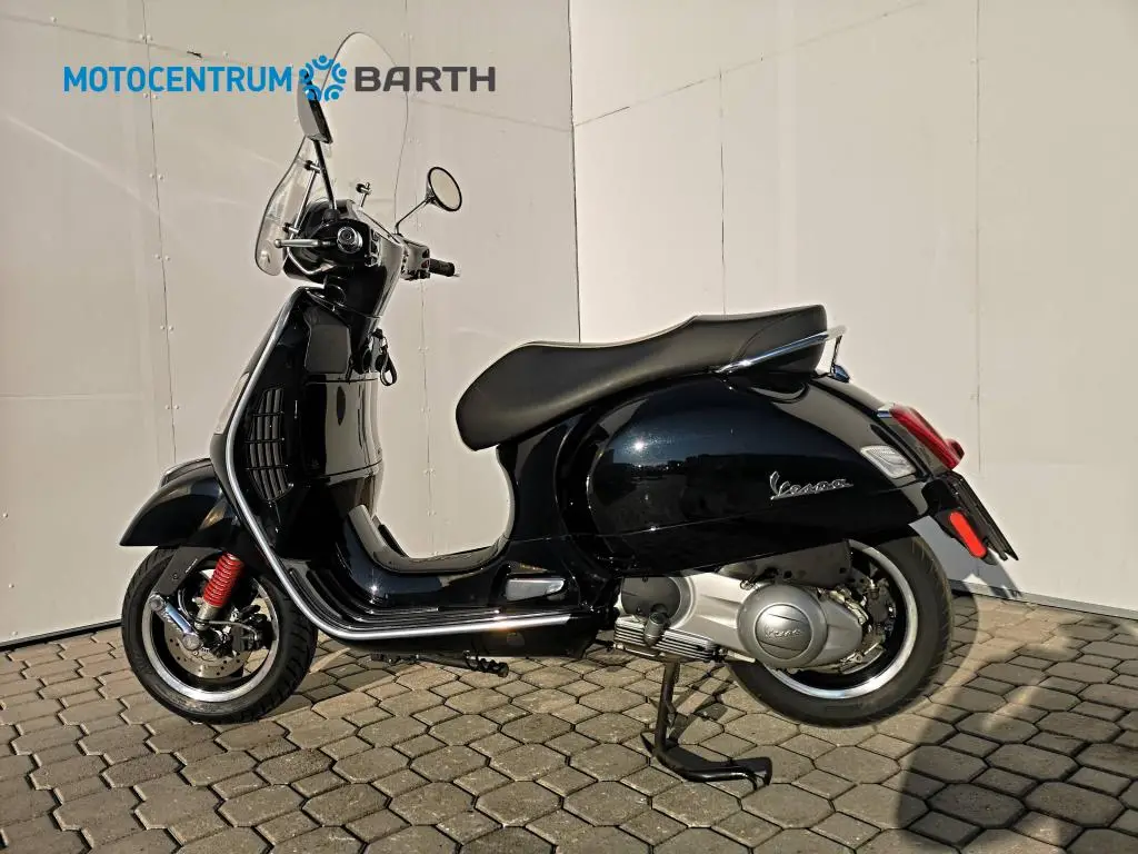 Vespa GTS 300  / 16kW