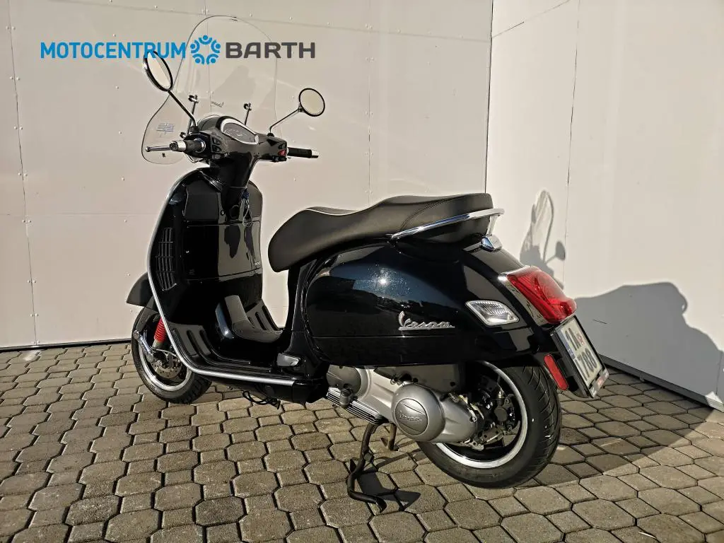 Vespa GTS 300  / 16kW