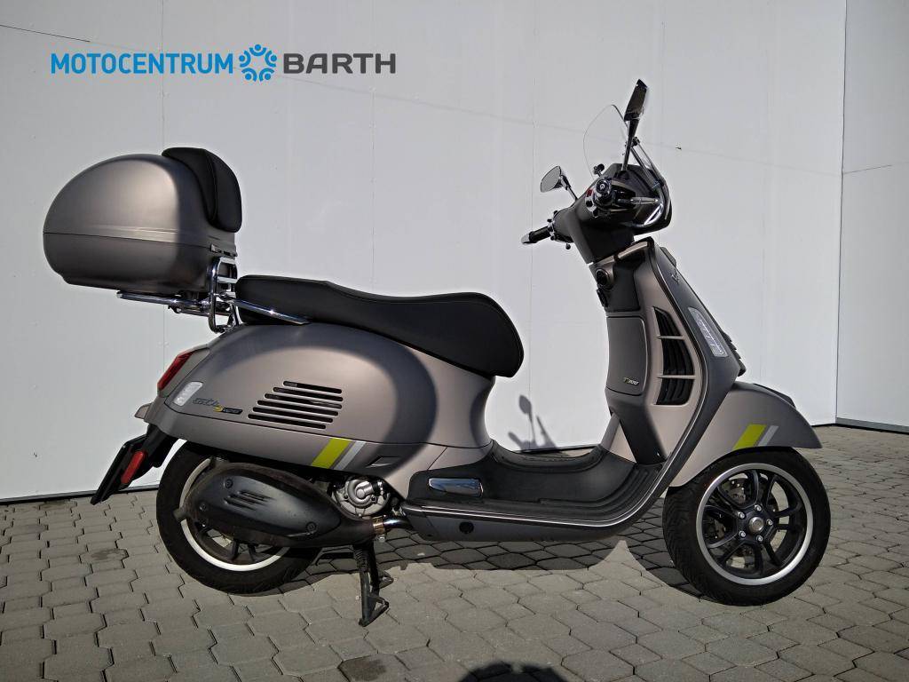 Vespa GTS 300 Super Tech  / 17kW