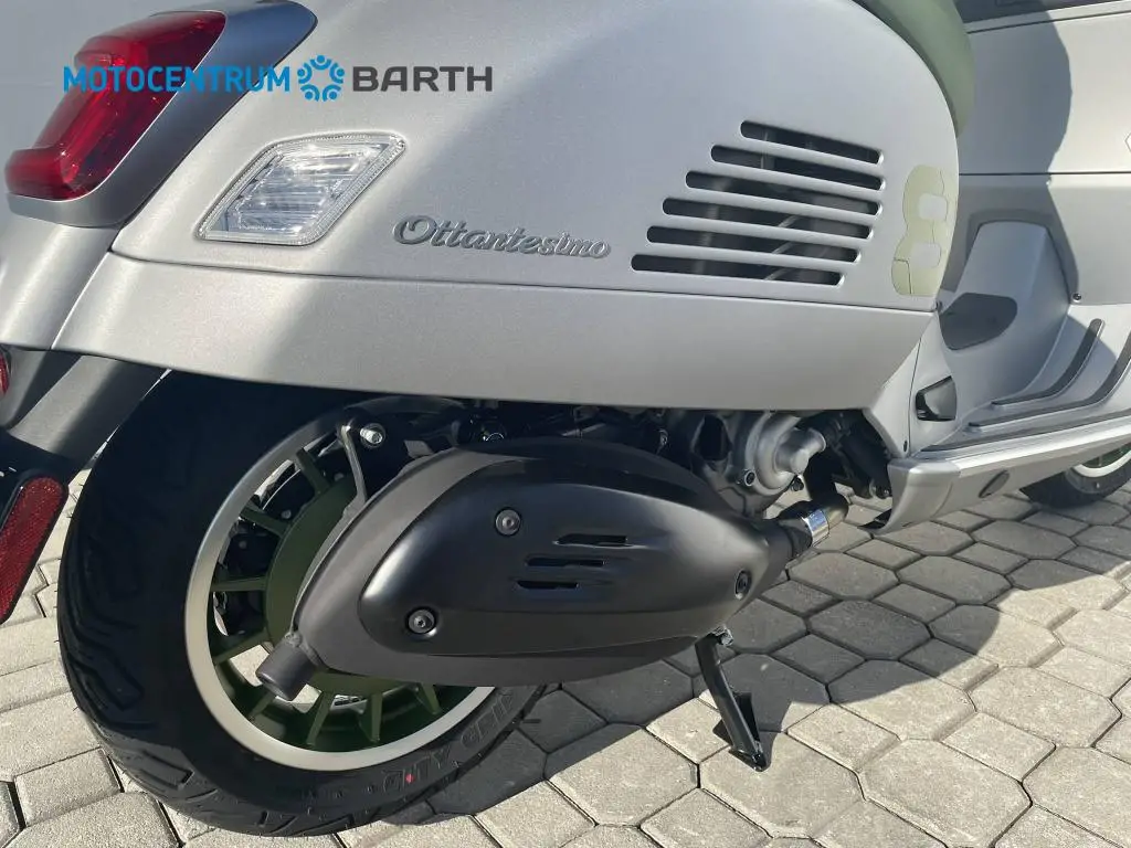 Vespa GTS 310 Edizione Ottantesimo  / 18kW