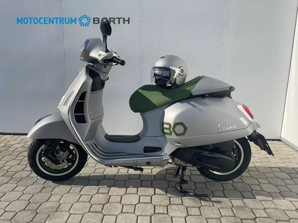 Vespa GTS 310 Edizione Ottantesimo  / 18kW