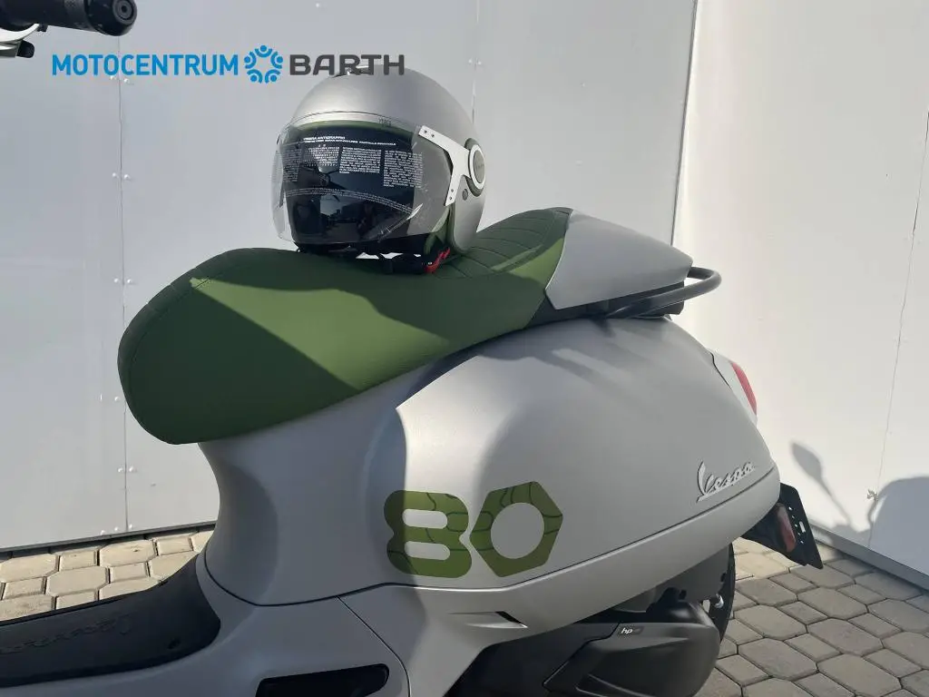 Vespa GTS 310 Edizione Ottantesimo  / 18kW