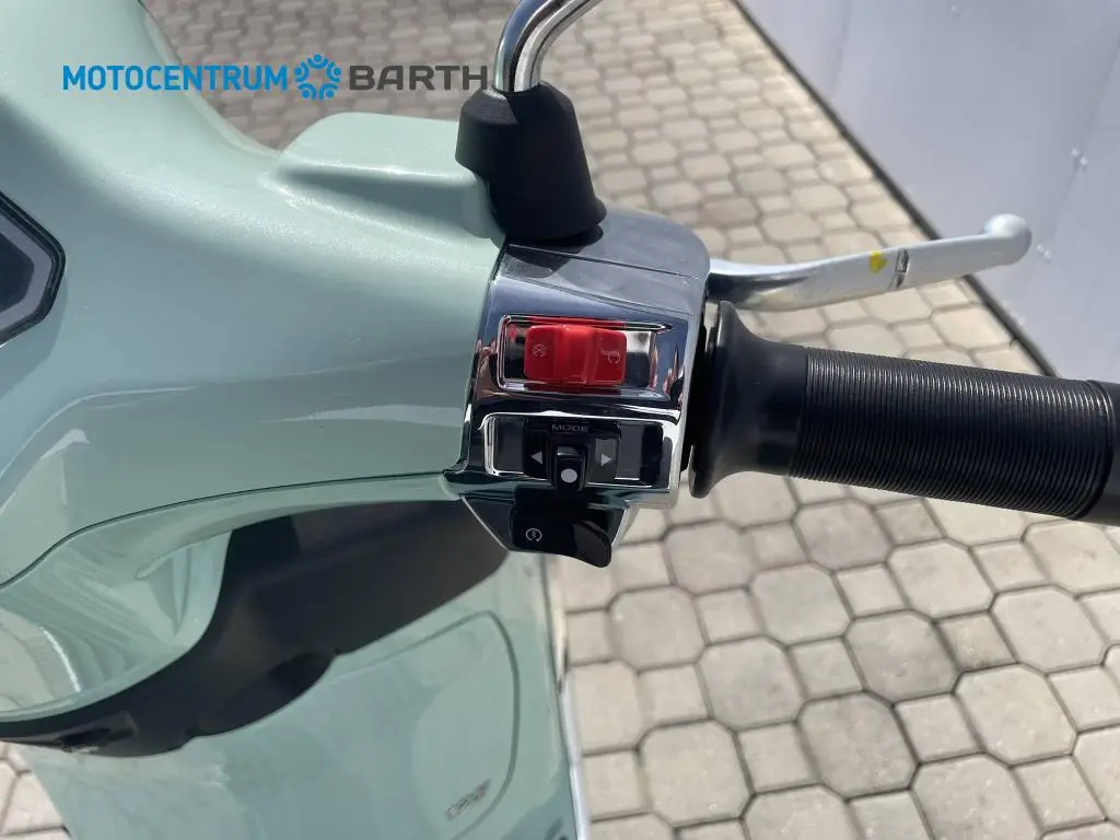 Vespa Primavera 125 EU5+  / 8kW