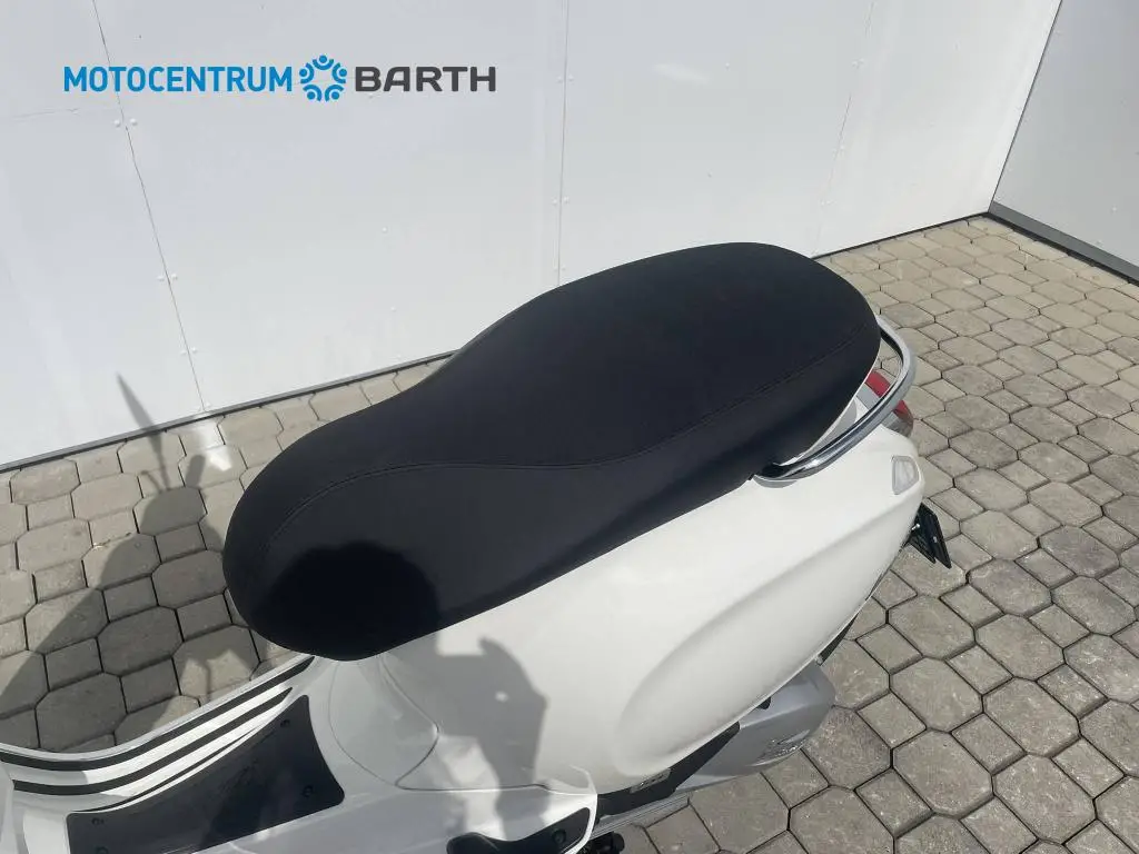 Vespa Primavera 125 EU5+  / 8kW