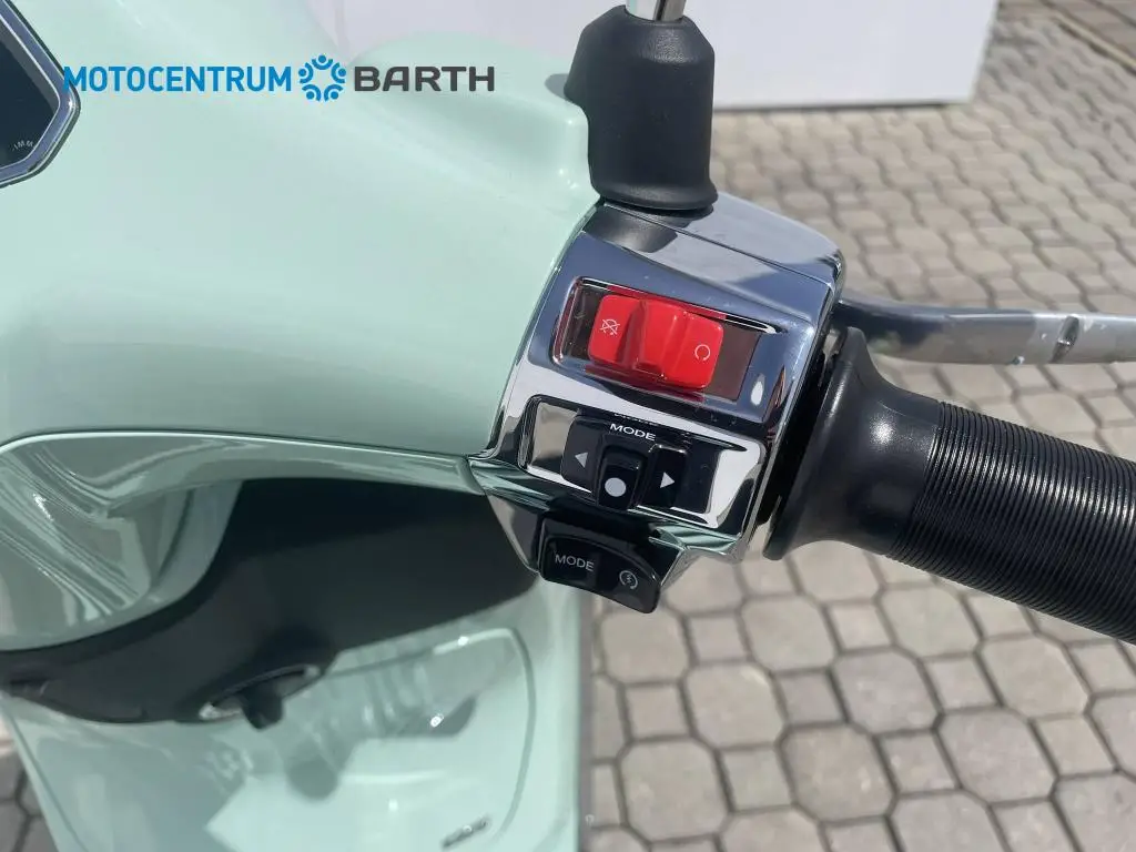 Vespa Primavera 125 EU5+  / 8kW