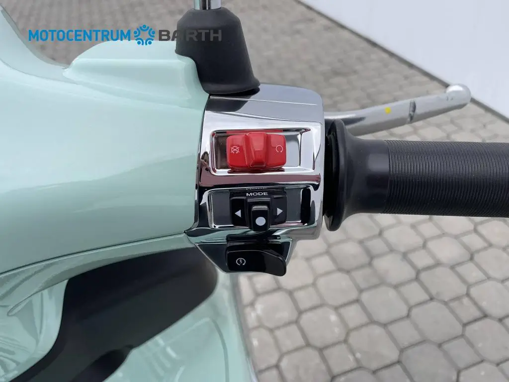 Vespa Primavera 125 EU5+  / 8kW