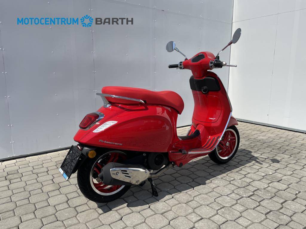 Vespa Primavera 125 RED EU5+  / 8kW
