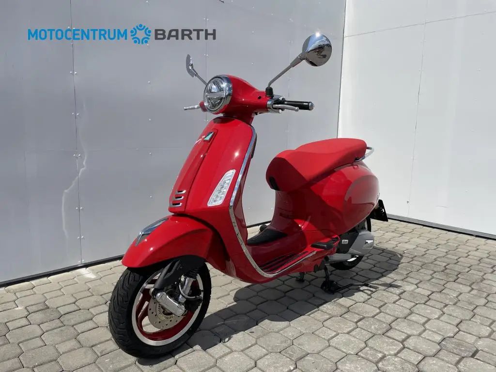 Vespa Primavera 125 RED EU5+  / 8kW
