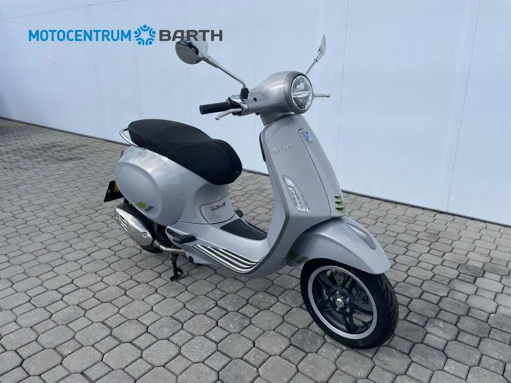 Vespa Primavera 125 Tech EU5+  / 8kW