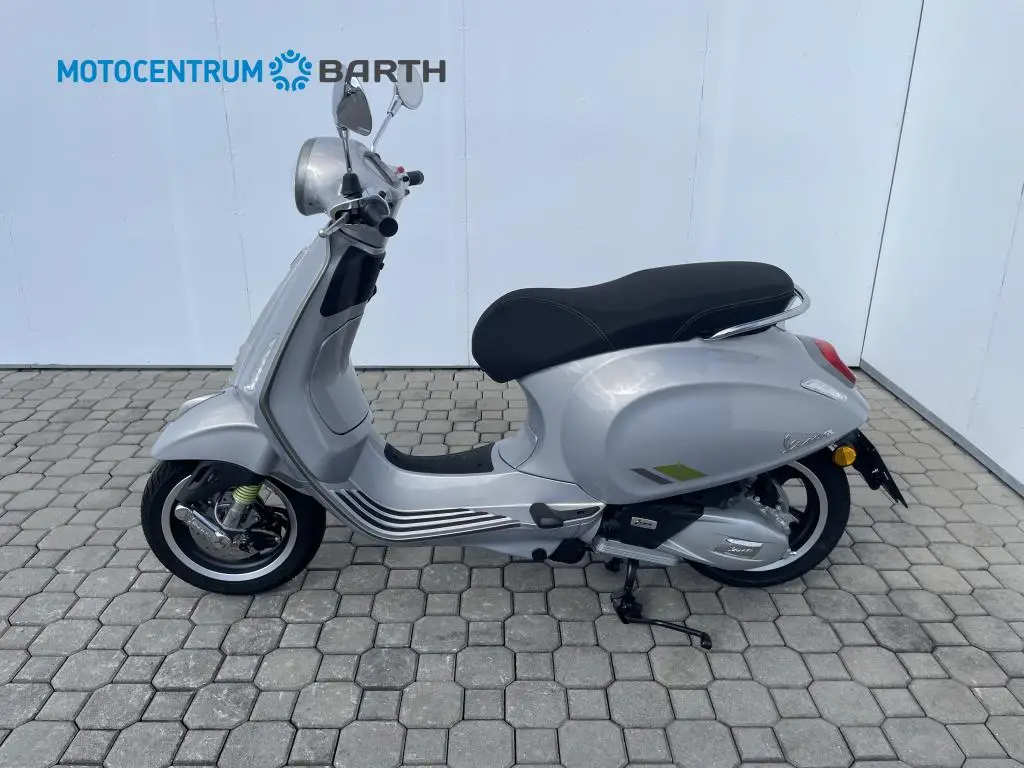 Vespa Primavera 125 Tech EU5+  / 8kW