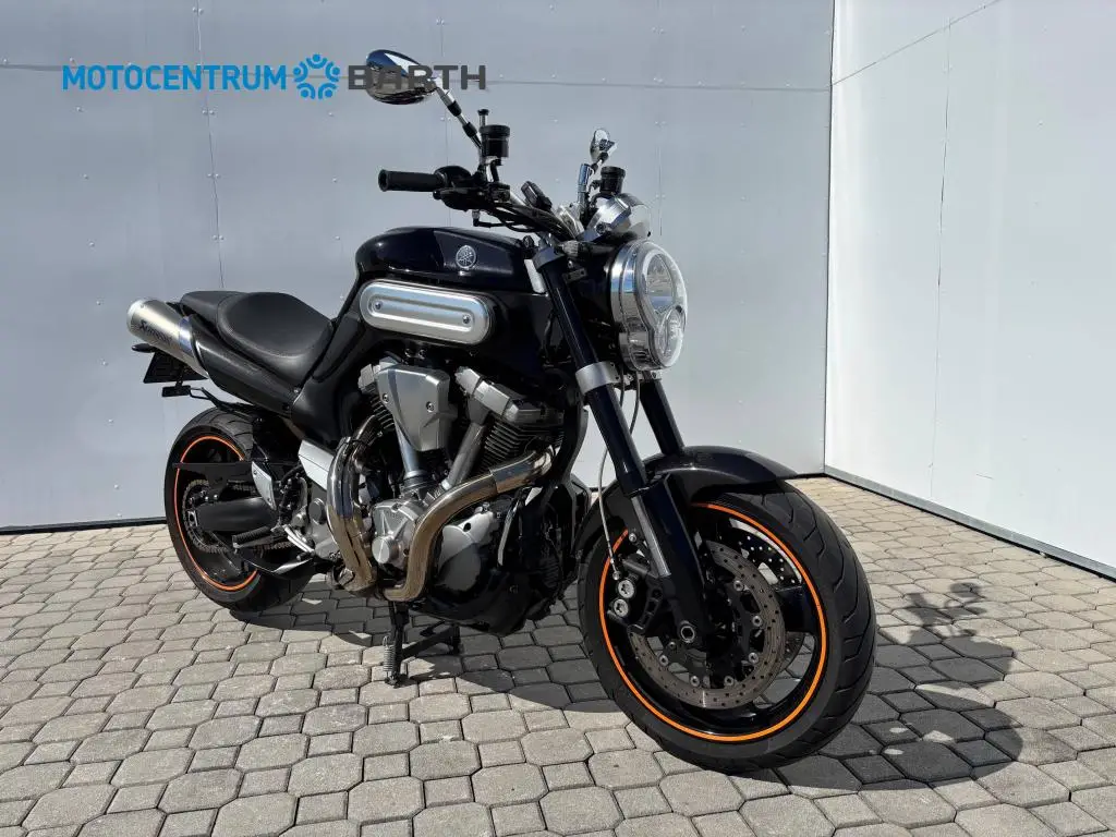 Yamaha MT-01  / 66kW